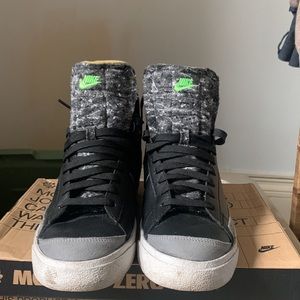 Blazer Mid ‘77 Black /Smoke Grey